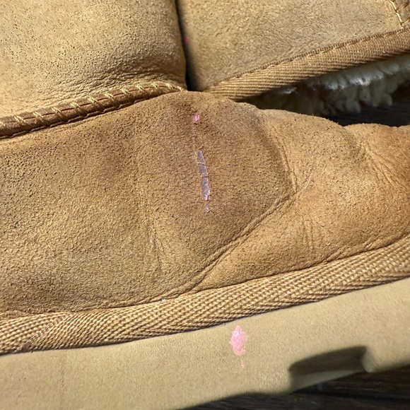 UGG Girls Short Chestnut Brown Pull-On Boots, Size 2, Fair Condition, Winter - Picture 10 of 12